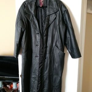 Full lenth leather coat
